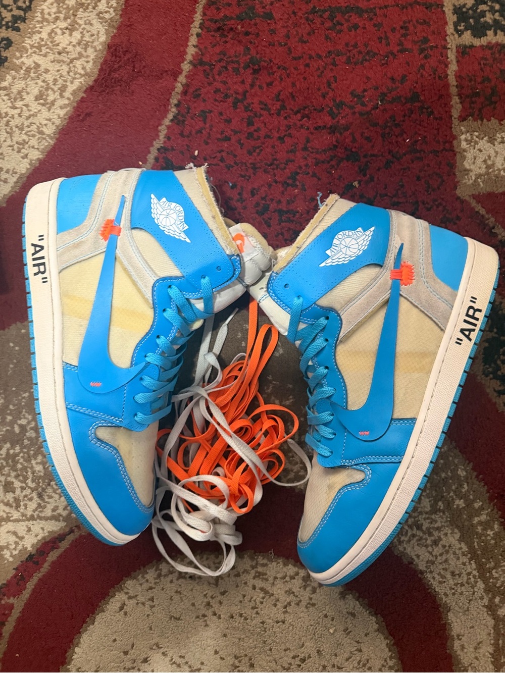 Jordan 1 unc off white